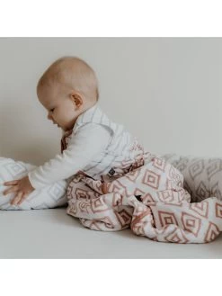 Babyslaapzak Wit/lichtroze 11 Babyslaapzak Wit/lichtroze -Babyproduct winkel emmaandnoah babyslaapzak wit lichtroze 2