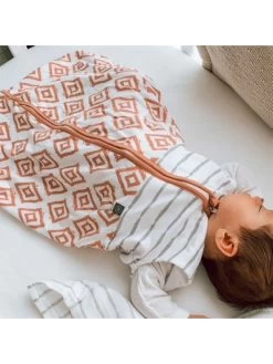 Babyslaapzak Wit/lichtroze 16 Babyslaapzak Wit/lichtroze -Babyproduct winkel emmaandnoah babyslaapzak wit lichtroze 7