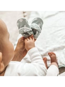 Kruipschoentjes Groen -Babyproduct winkel emmaandnoah kruipschoentjes groen 4