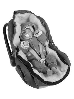 Knuffelzak Met Lamsvacht "Emmi" Rood - (L)80 X (B)37 Cm -Babyproduct winkel kaiser naturfellprodukte knuffelzak met lamsvacht emmi rood l 80 x b 37 cm 4